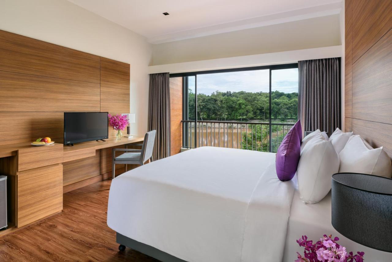 ไชยนารายณ์ ริเวอร์ไซด์ Hotel เชียงราย ภายนอก รูปภาพ
